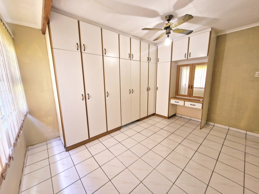 3 Bedroom Property for Sale in Centenary Park KwaZulu-Natal