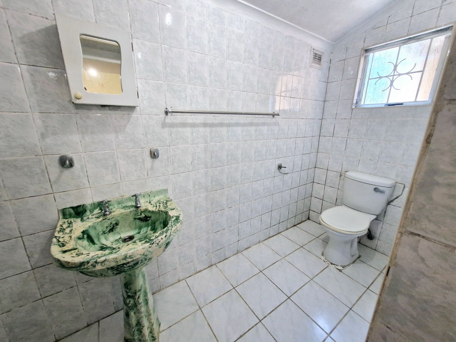 3 Bedroom Property for Sale in Centenary Park KwaZulu-Natal