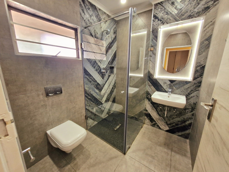 3 Bedroom Property for Sale in Centenary Park KwaZulu-Natal