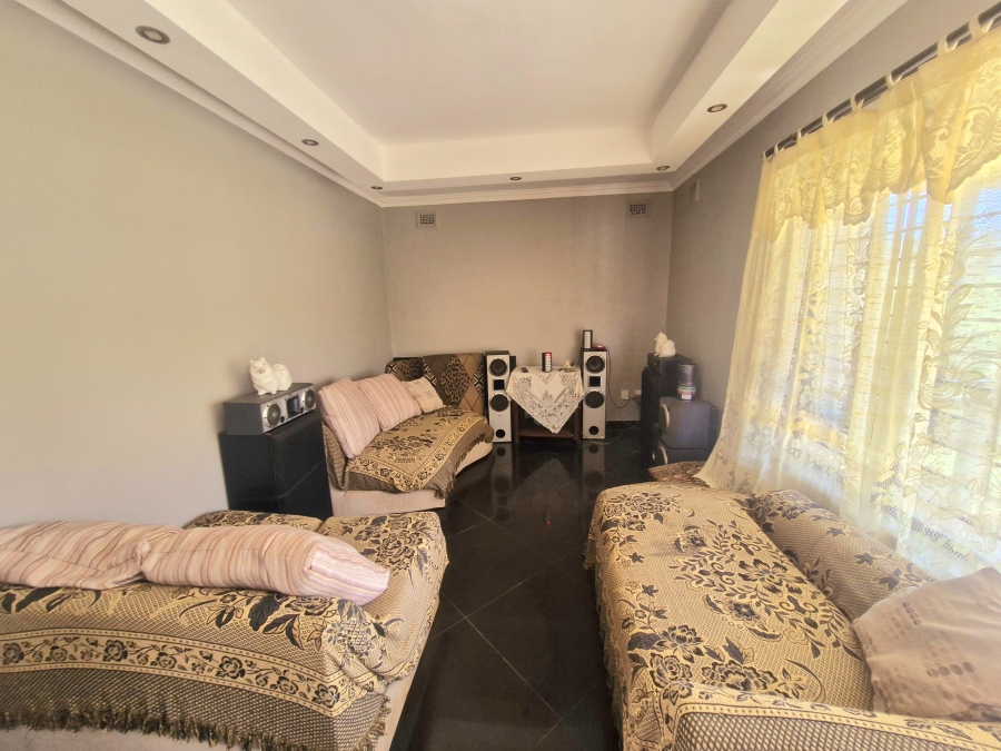 3 Bedroom Property for Sale in La Mercy KwaZulu-Natal