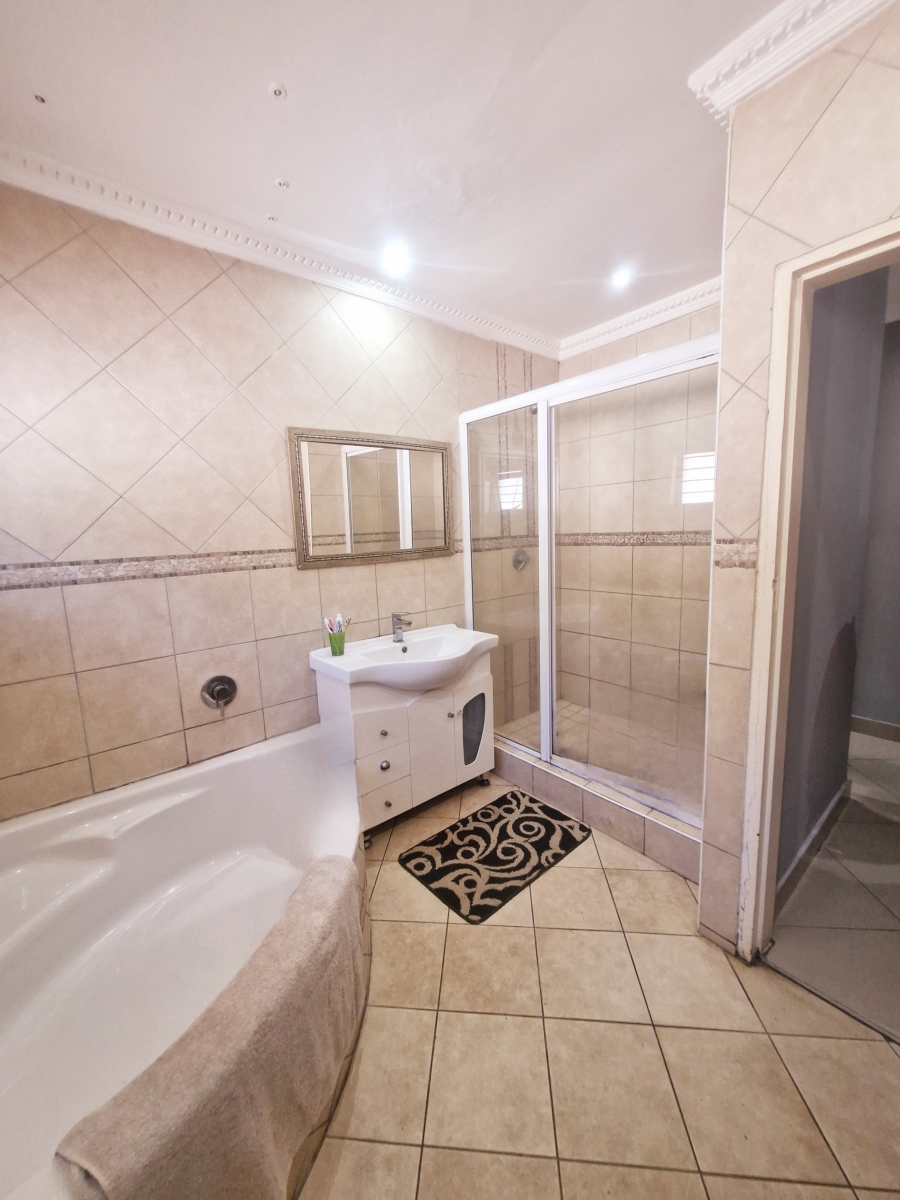 3 Bedroom Property for Sale in La Mercy KwaZulu-Natal