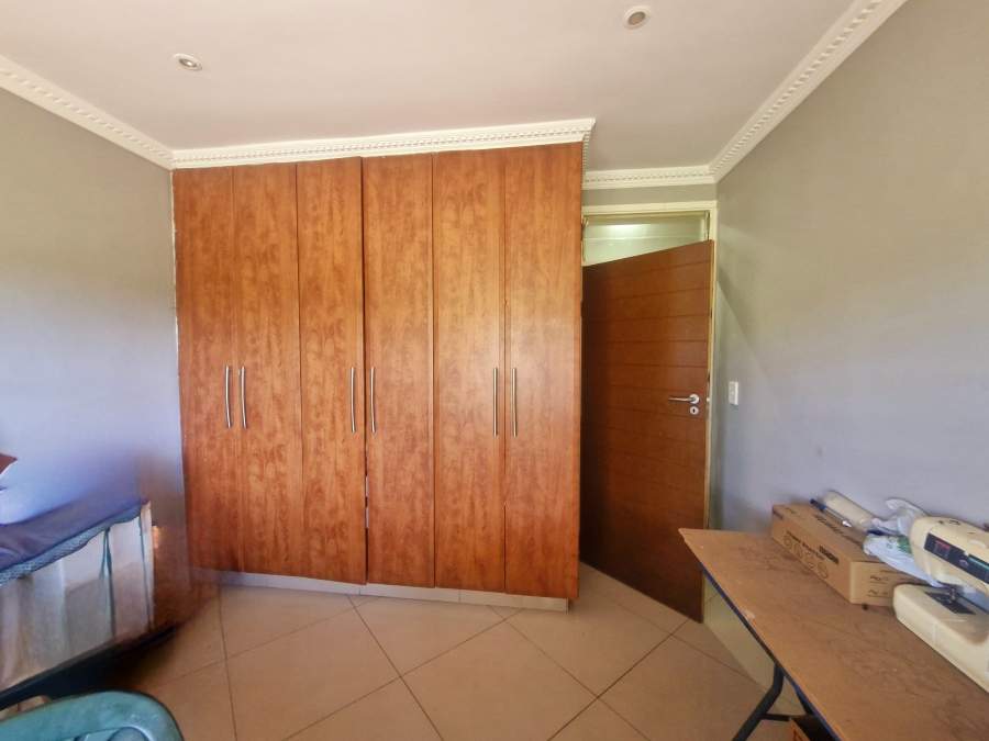 3 Bedroom Property for Sale in La Mercy KwaZulu-Natal