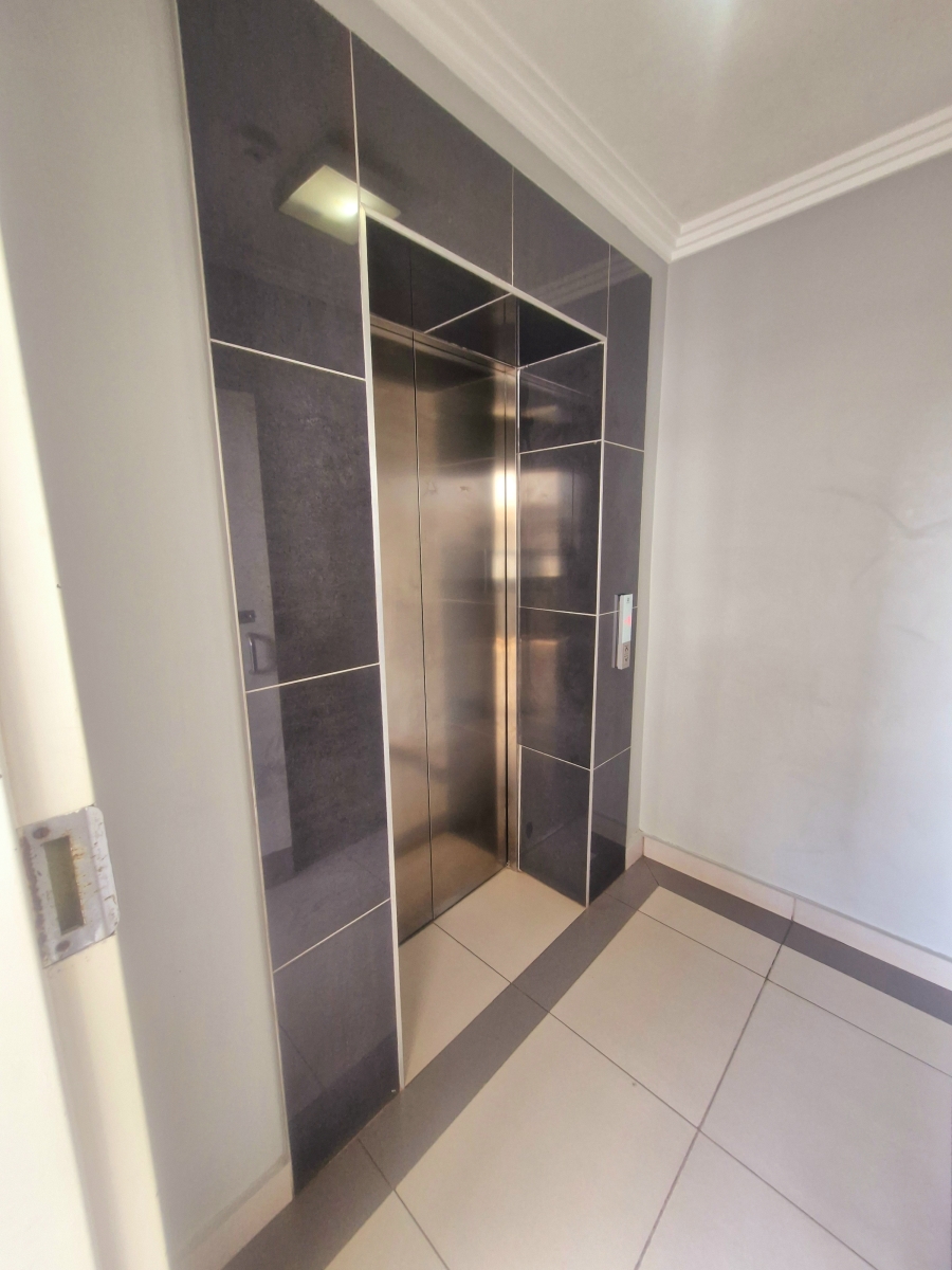 To Let 2 Bedroom Property for Rent in Umhlanga Ridge KwaZulu-Natal