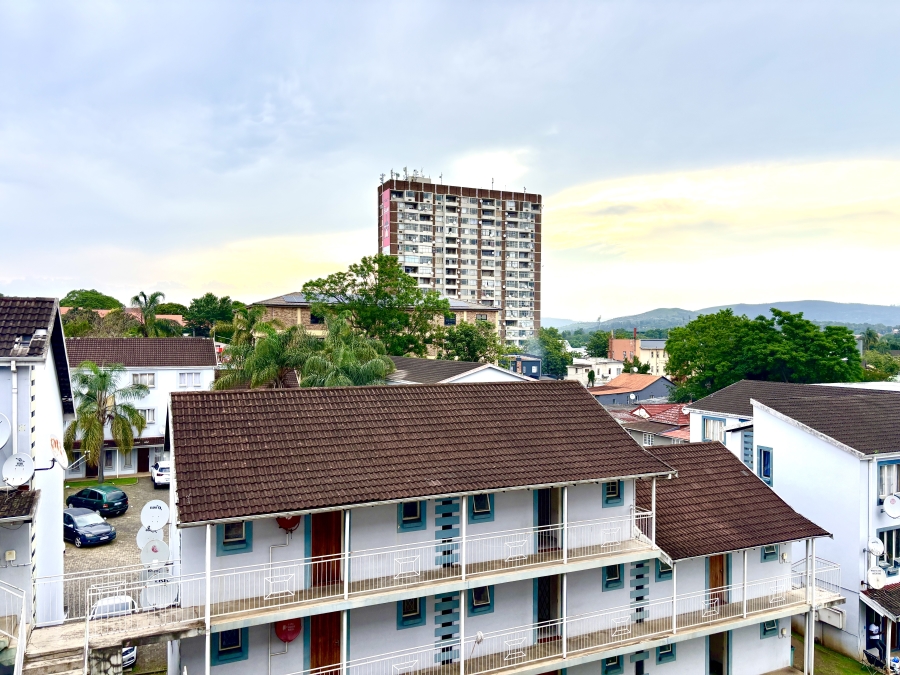 2 Bedroom Property for Sale in Scottsville KwaZulu-Natal