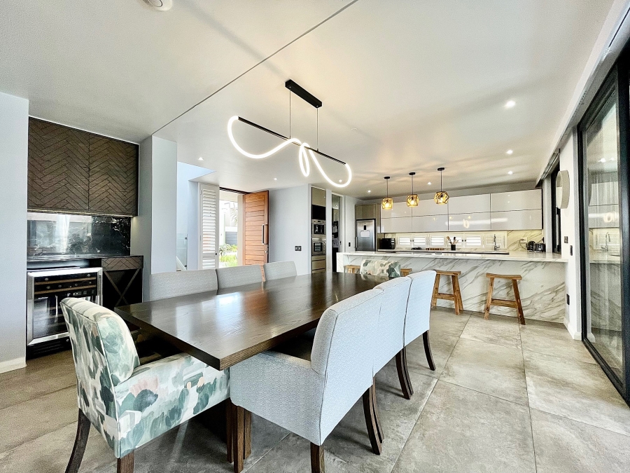 4 Bedroom Property for Sale in Shakas Rock KwaZulu-Natal