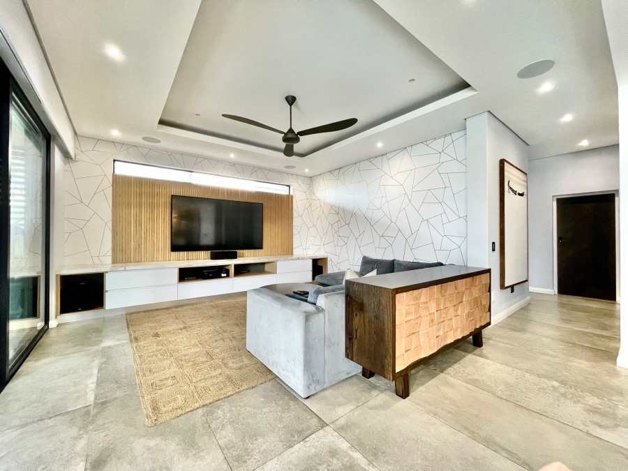 4 Bedroom Property for Sale in Shakas Rock KwaZulu-Natal