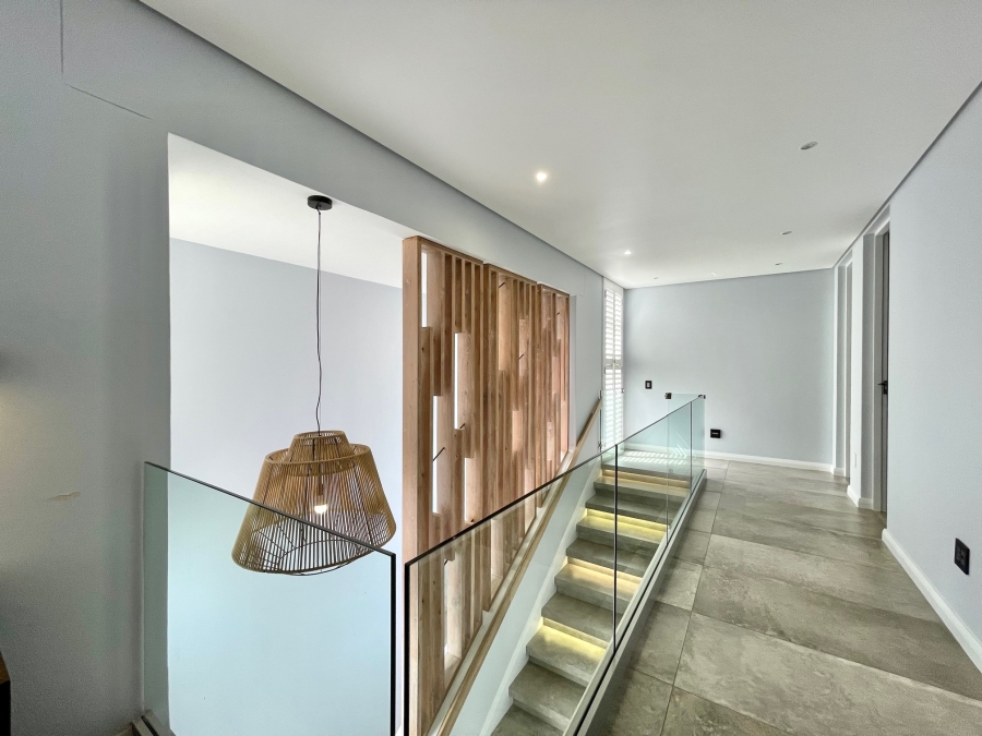 4 Bedroom Property for Sale in Shakas Rock KwaZulu-Natal