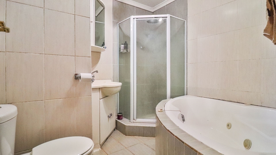 10 Bedroom Property for Sale in Lions River KwaZulu-Natal