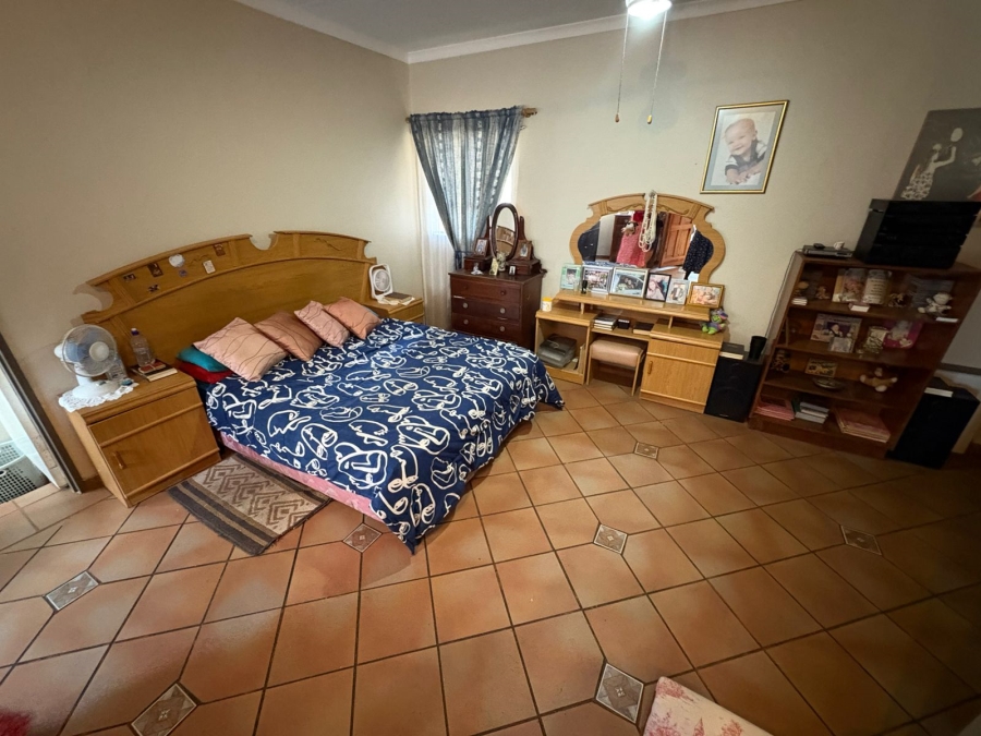 4 Bedroom Property for Sale in Pioneer Park KwaZulu-Natal