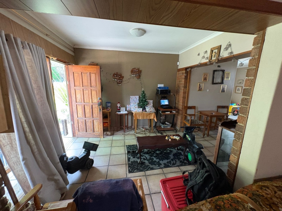 4 Bedroom Property for Sale in Pioneer Park KwaZulu-Natal