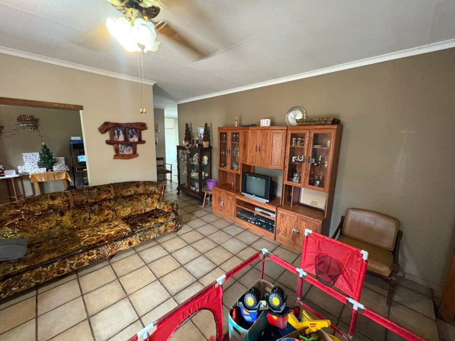 4 Bedroom Property for Sale in Pioneer Park KwaZulu-Natal