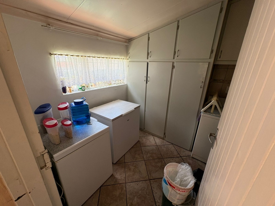 4 Bedroom Property for Sale in Pioneer Park KwaZulu-Natal