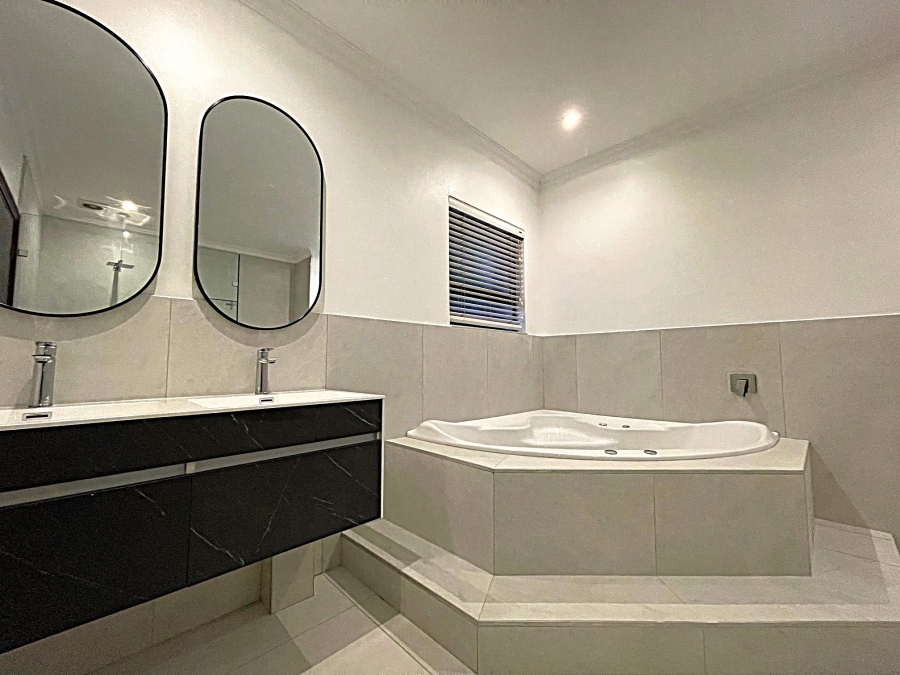 3 Bedroom Property for Sale in Port Zimbali KwaZulu-Natal