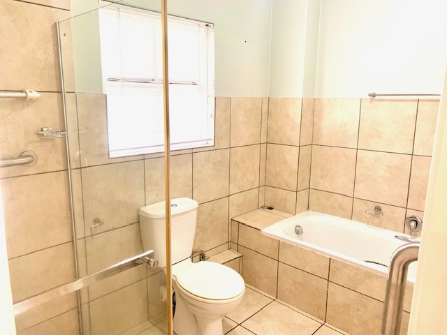 2 Bedroom Property for Sale in Shortens Country Estate KwaZulu-Natal