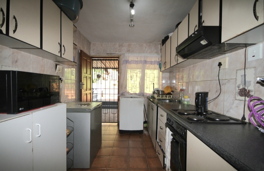 4 Bedroom Property for Sale in Lotus Park KwaZulu-Natal