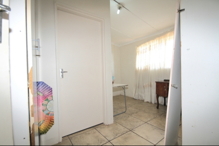 4 Bedroom Property for Sale in Lotus Park KwaZulu-Natal