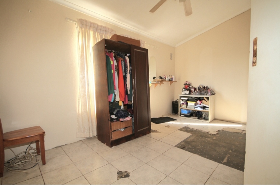 4 Bedroom Property for Sale in Lotus Park KwaZulu-Natal