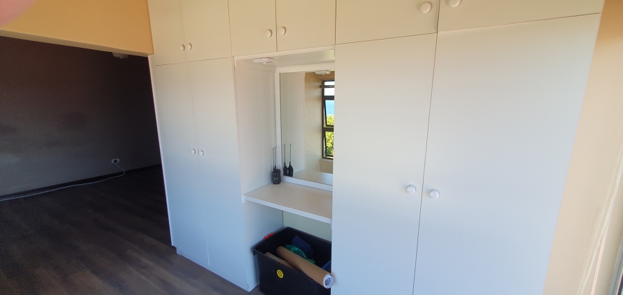 5 Bedroom Property for Sale in Bluff KwaZulu-Natal