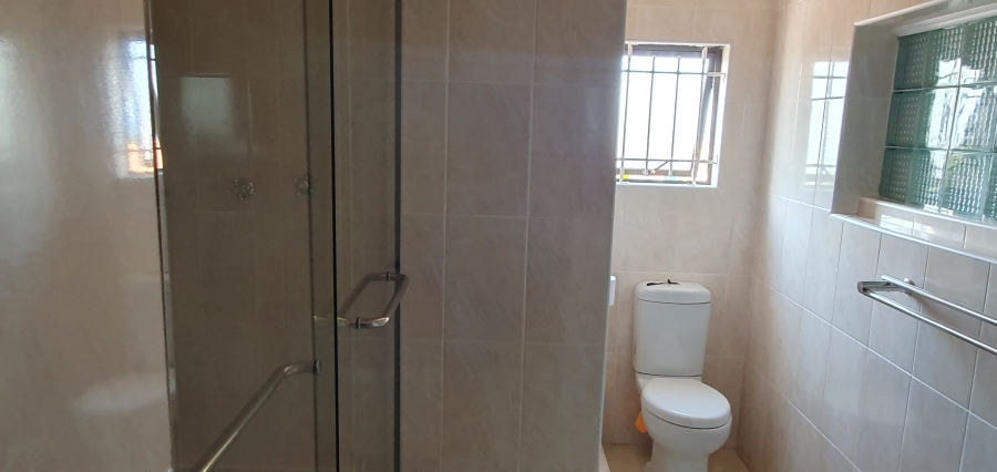 5 Bedroom Property for Sale in Bluff KwaZulu-Natal
