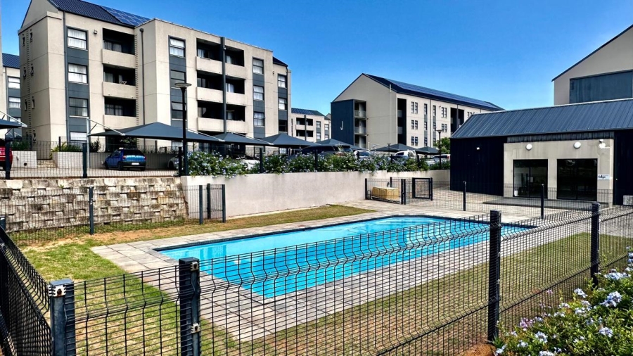 To Let 2 Bedroom Property for Rent in Amanzimtoti KwaZulu-Natal