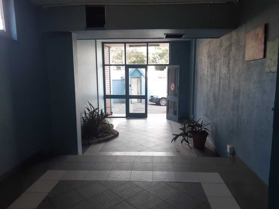 To Let 1 Bedroom Property for Rent in Amanzimtoti KwaZulu-Natal