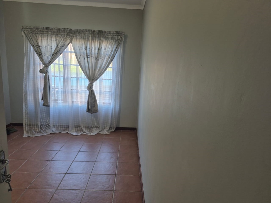 2 Bedroom Property for Sale in Scottsville KwaZulu-Natal