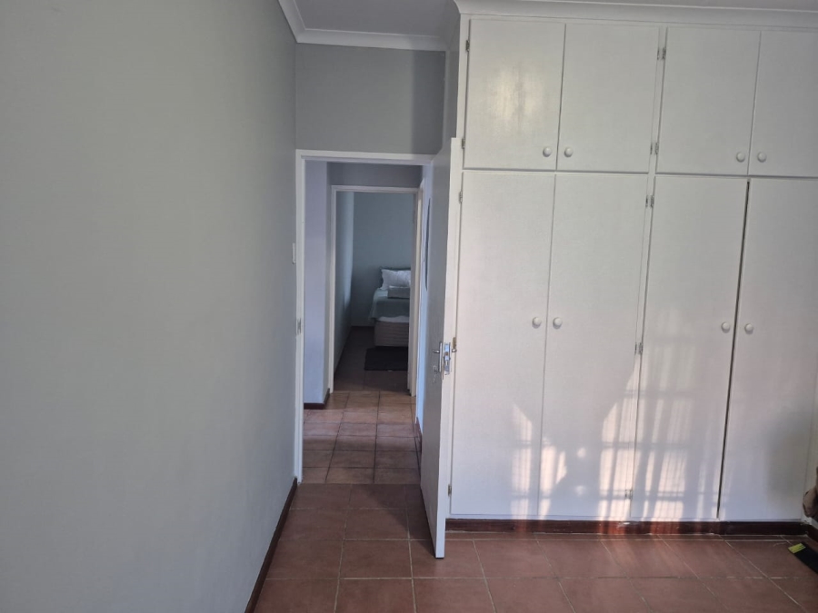 2 Bedroom Property for Sale in Scottsville KwaZulu-Natal