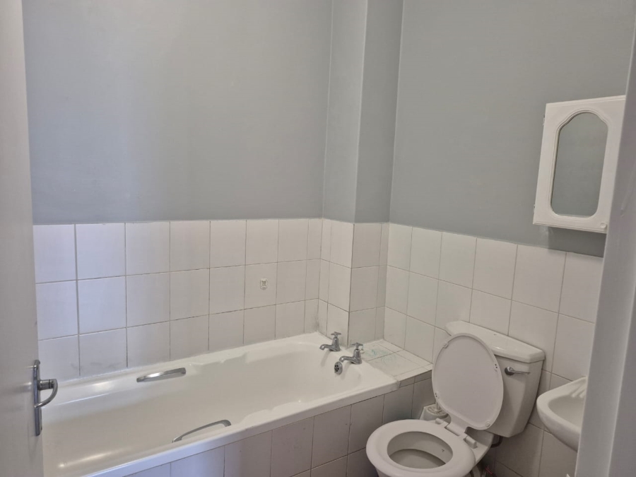 2 Bedroom Property for Sale in Scottsville KwaZulu-Natal