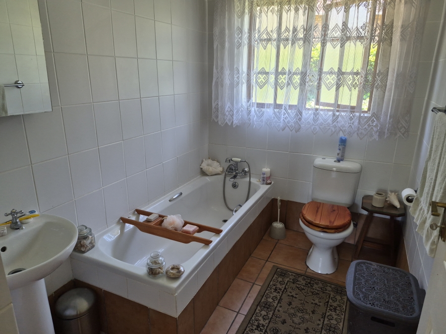 3 Bedroom Property for Sale in Chase Valley Heights KwaZulu-Natal