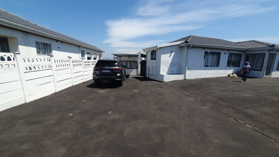 To Let 1 Bedroom Property for Rent in Bluff KwaZulu-Natal