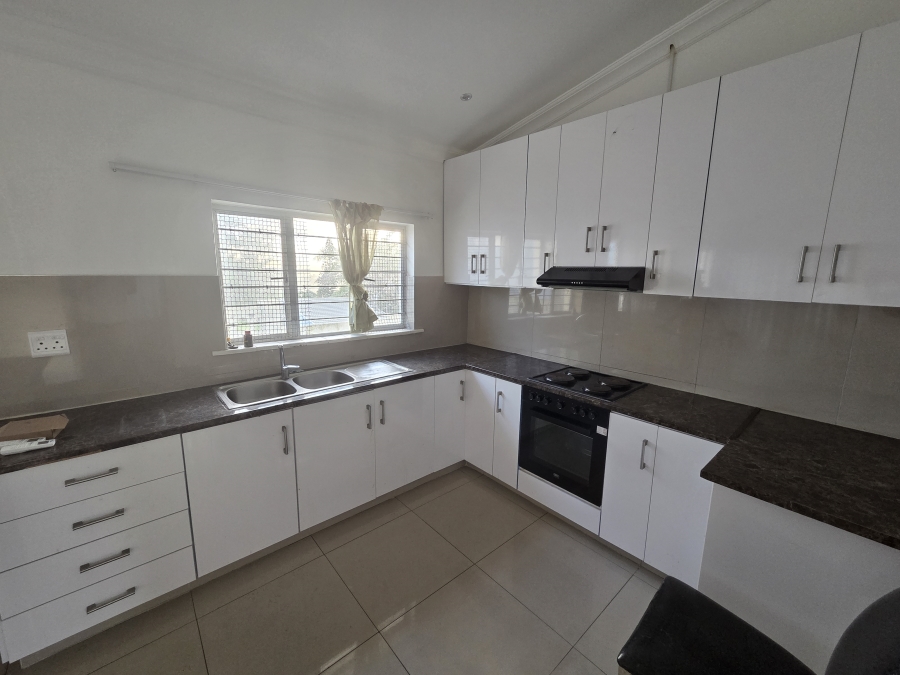 To Let 1 Bedroom Property for Rent in Bluff KwaZulu-Natal