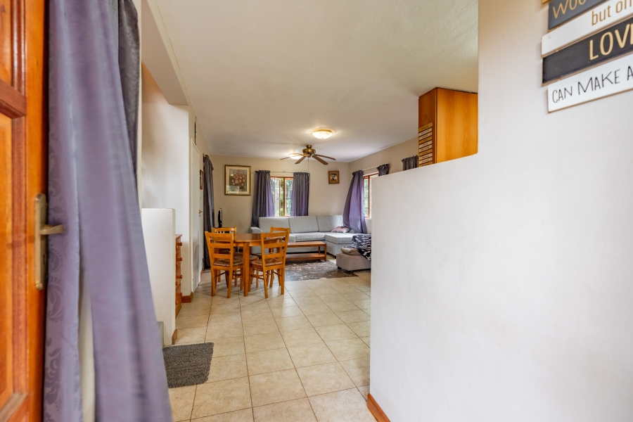 To Let 2 Bedroom Property for Rent in Rouken Glen KwaZulu-Natal