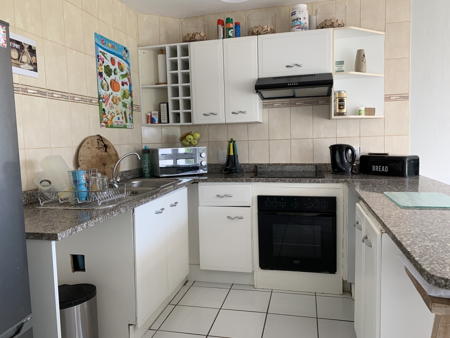 1 Bedroom Property for Sale in Shakas Rock KwaZulu-Natal