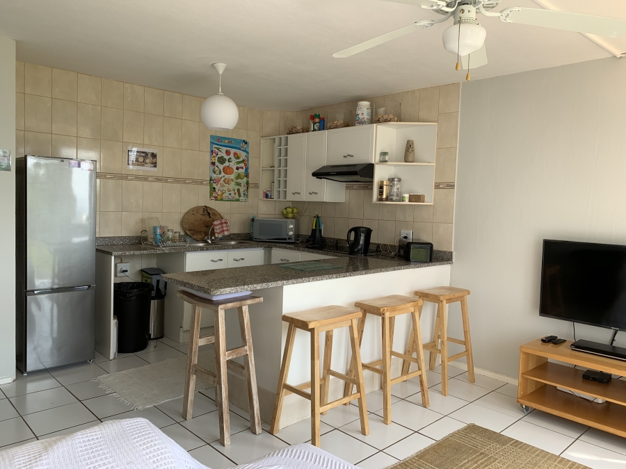 1 Bedroom Property for Sale in Shakas Rock KwaZulu-Natal