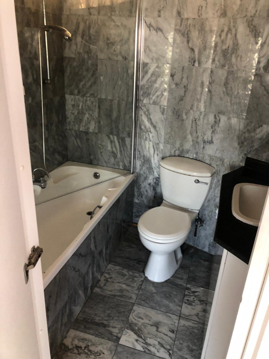 3 Bedroom Property for Sale in Morningside KwaZulu-Natal