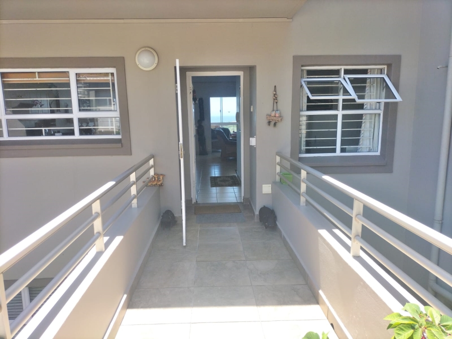 4 Bedroom Property for Sale in Willard Beach KwaZulu-Natal