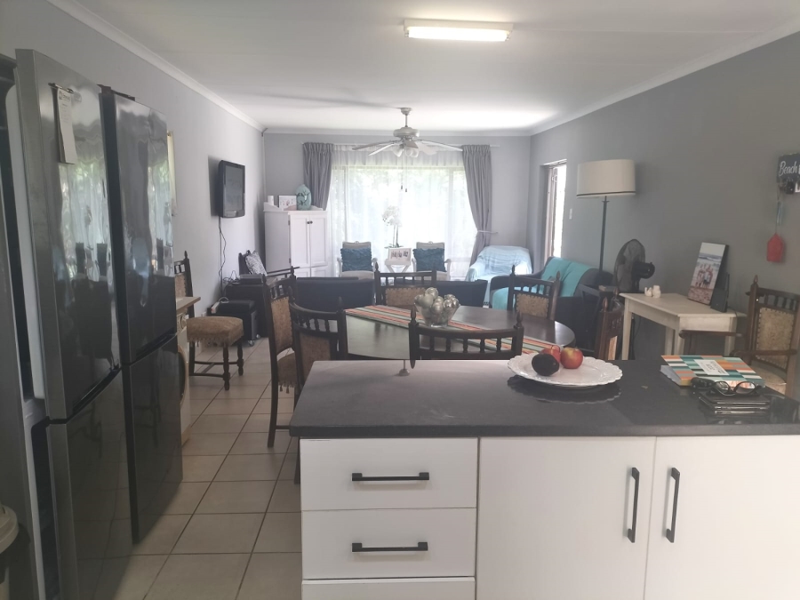 To Let 3 Bedroom Property for Rent in Willard Beach KwaZulu-Natal