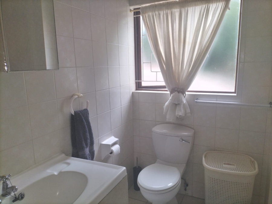 To Let 3 Bedroom Property for Rent in Willard Beach KwaZulu-Natal