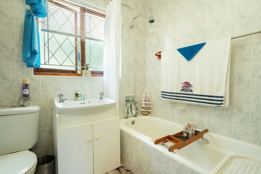 3 Bedroom Property for Sale in Amanzimtoti KwaZulu-Natal