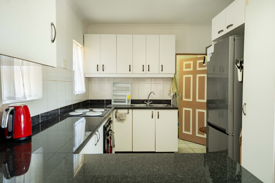 3 Bedroom Property for Sale in Amanzimtoti KwaZulu-Natal