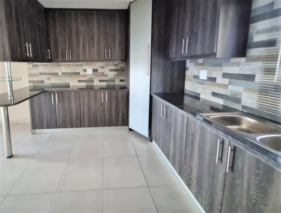 To Let 2 Bedroom Property for Rent in Kenville KwaZulu-Natal