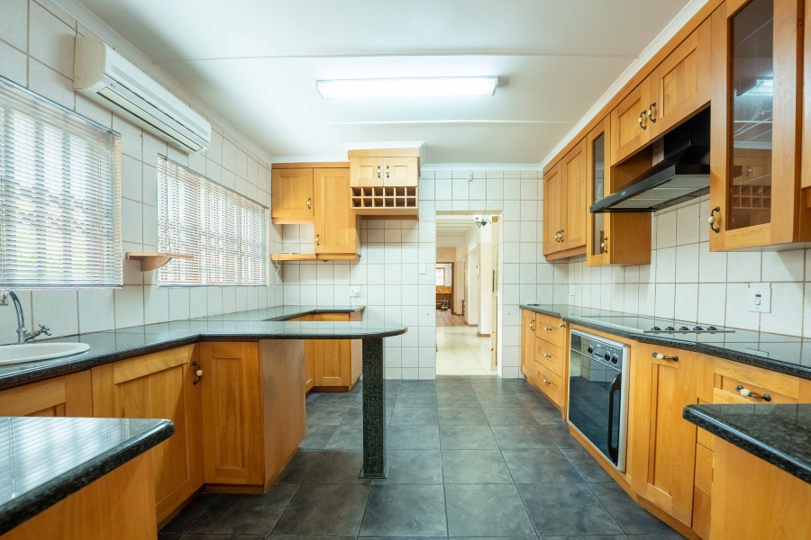 5 Bedroom Property for Sale in Pennington KwaZulu-Natal