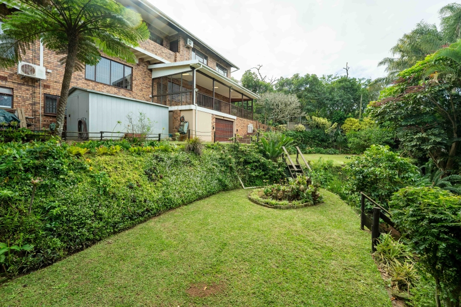 5 Bedroom Property for Sale in Pennington KwaZulu-Natal