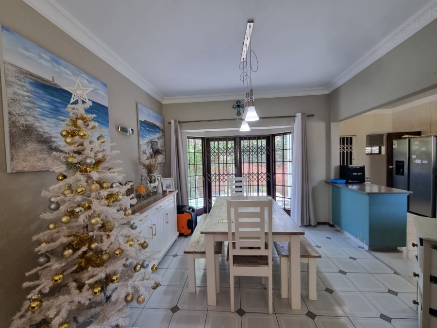 3 Bedroom Property for Sale in Manaba Beach KwaZulu-Natal