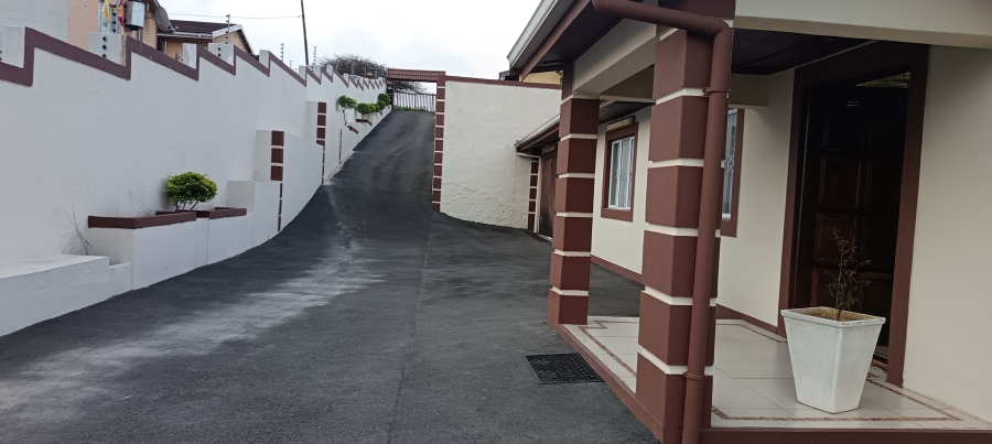 3 Bedroom Property for Sale in Newlands West KwaZulu-Natal