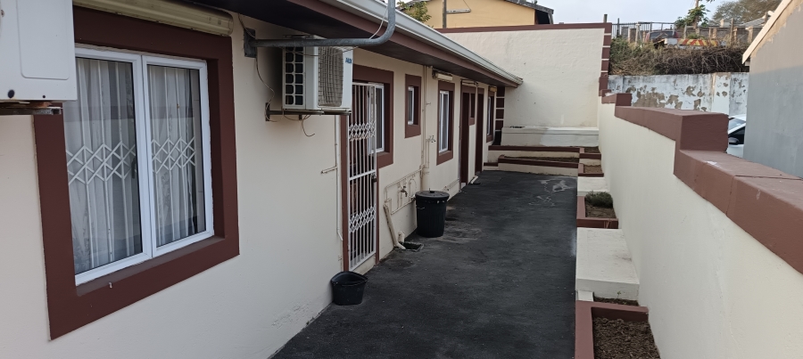 3 Bedroom Property for Sale in Newlands West KwaZulu-Natal