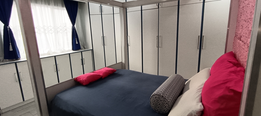 3 Bedroom Property for Sale in Newlands West KwaZulu-Natal