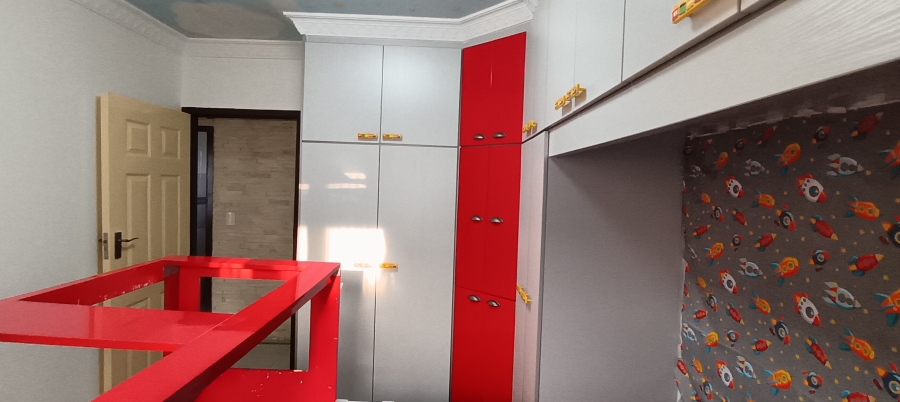 3 Bedroom Property for Sale in Newlands West KwaZulu-Natal