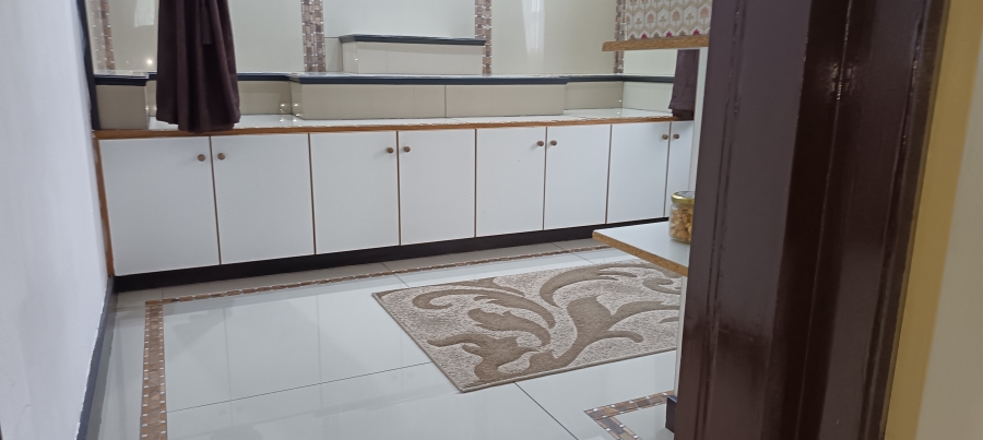 3 Bedroom Property for Sale in Newlands West KwaZulu-Natal