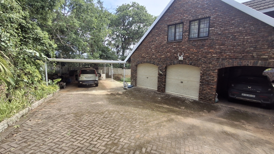4 Bedroom Property for Sale in Marina Beach KwaZulu-Natal